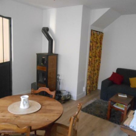 Apartamento L'Annexe Combronde Exterior foto