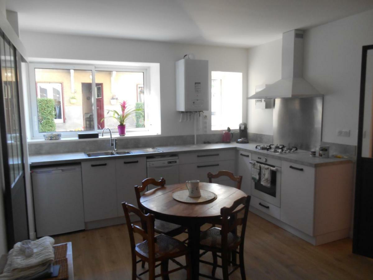 Apartamento L'Annexe Combronde Exterior foto