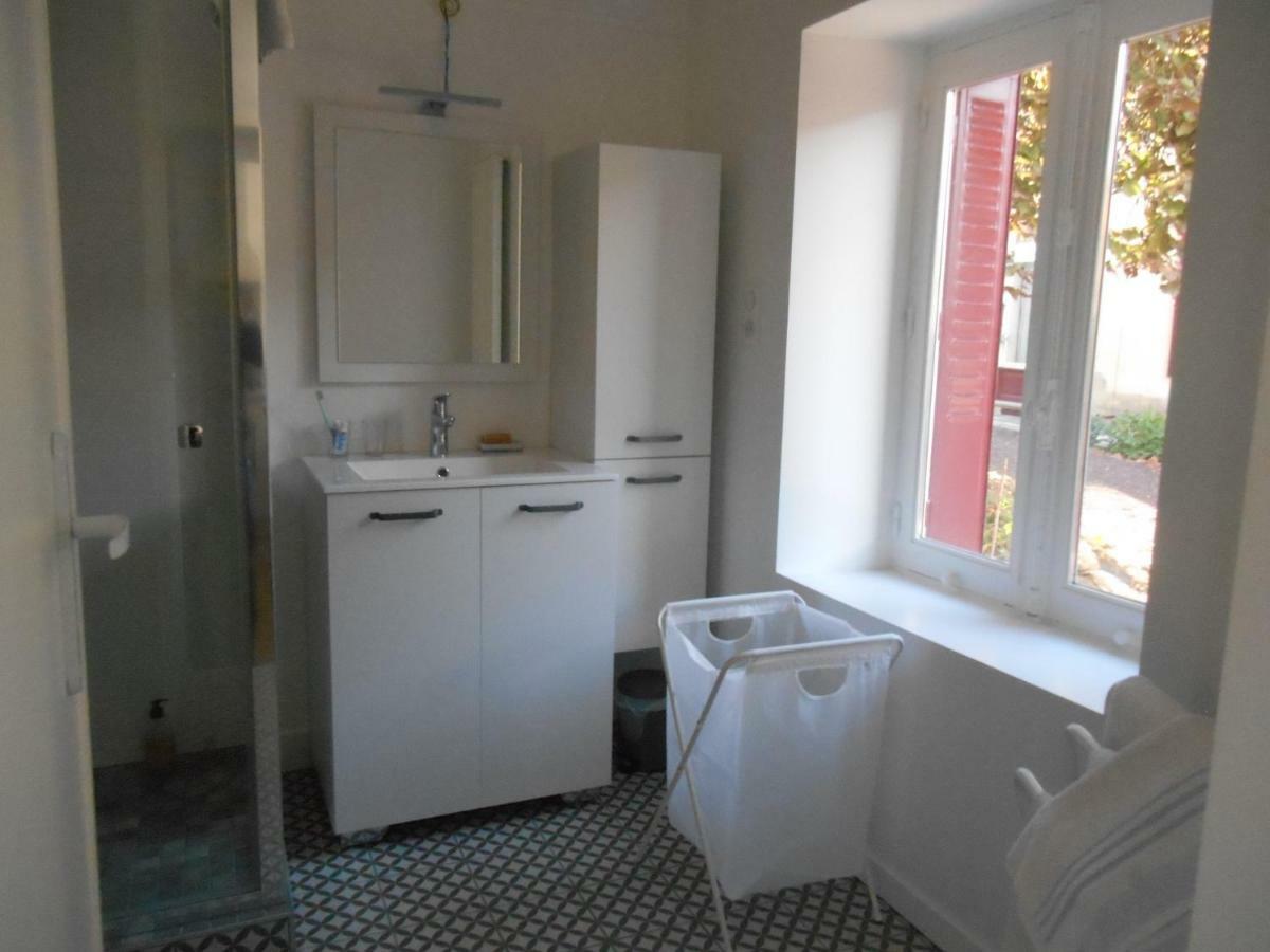 Apartamento L'Annexe Combronde Exterior foto